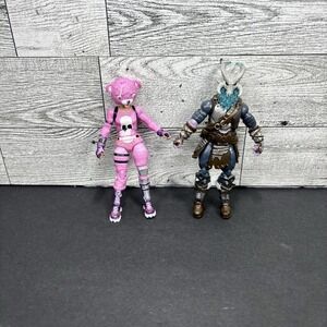 Fortnite Cuddle Team Leader Pink‎ Bear/ WV7 Ragnarok Action Figures